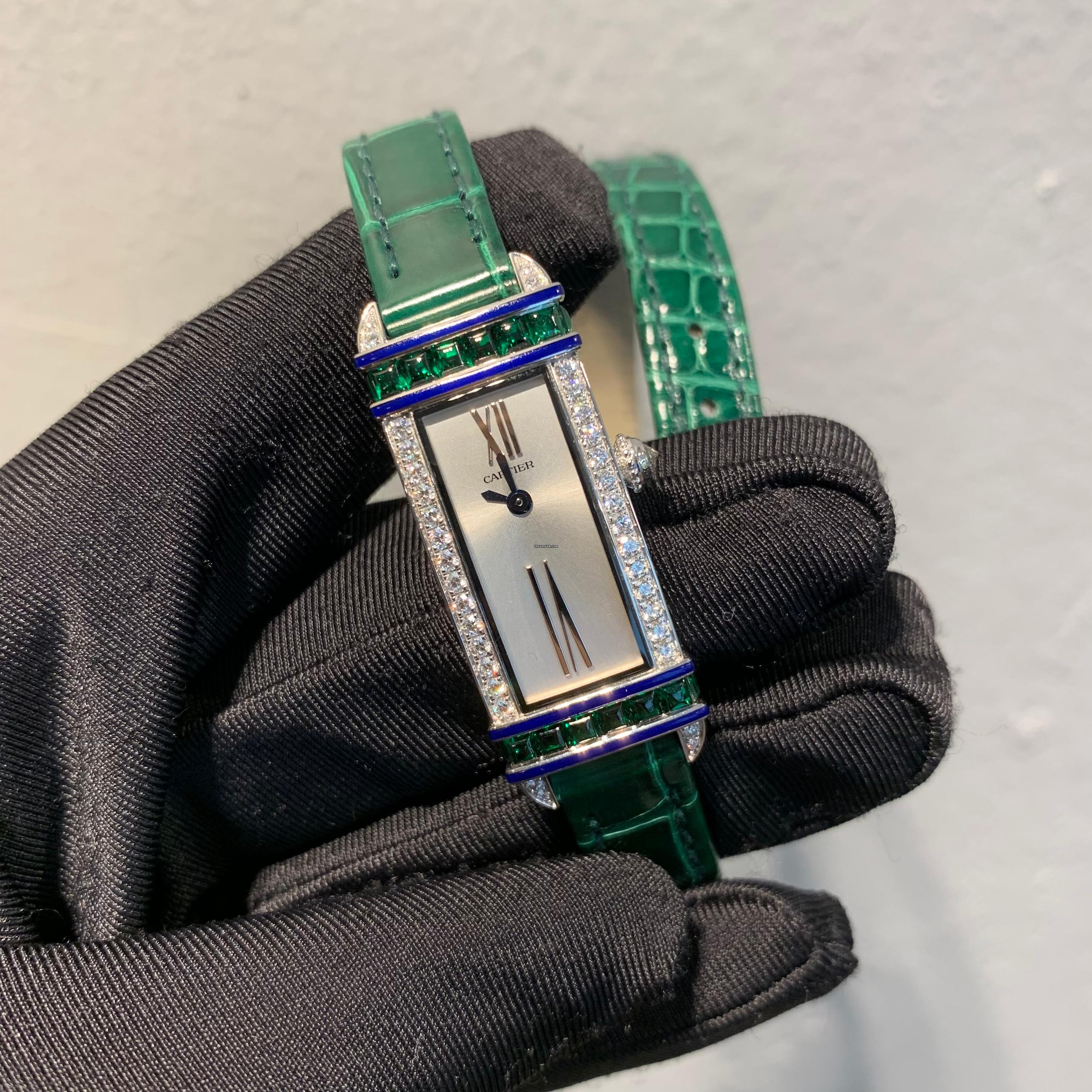 LIBRE TANK 18K WHITEGOLD MEDIUM SILVER DIAL DIAMOND & TSAVORITE GARNET BEZEL CROCODILE STRAP (2019)