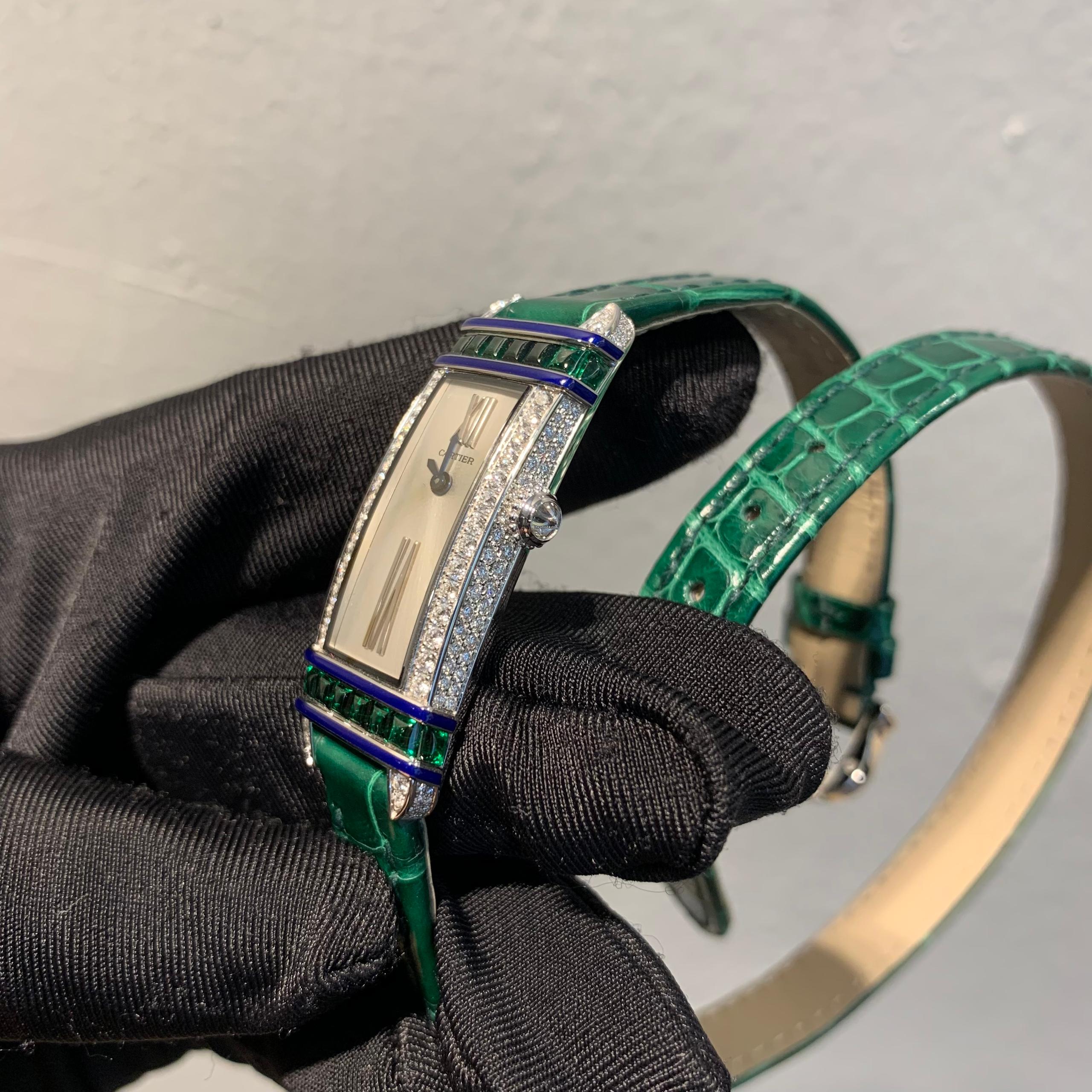 LIBRE TANK 18K WHITEGOLD MEDIUM SILVER DIAL DIAMOND & TSAVORITE GARNET BEZEL CROCODILE STRAP (2019)